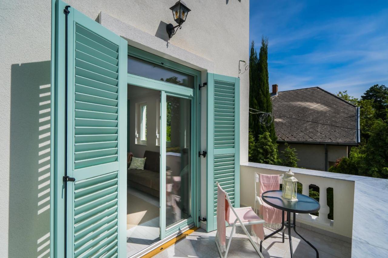 Harmony Boutique Villa Шіофок Екстер'єр фото