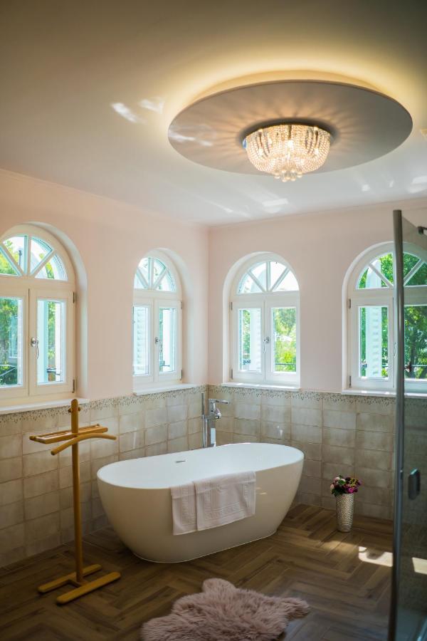 Harmony Boutique Villa Шіофок Екстер'єр фото