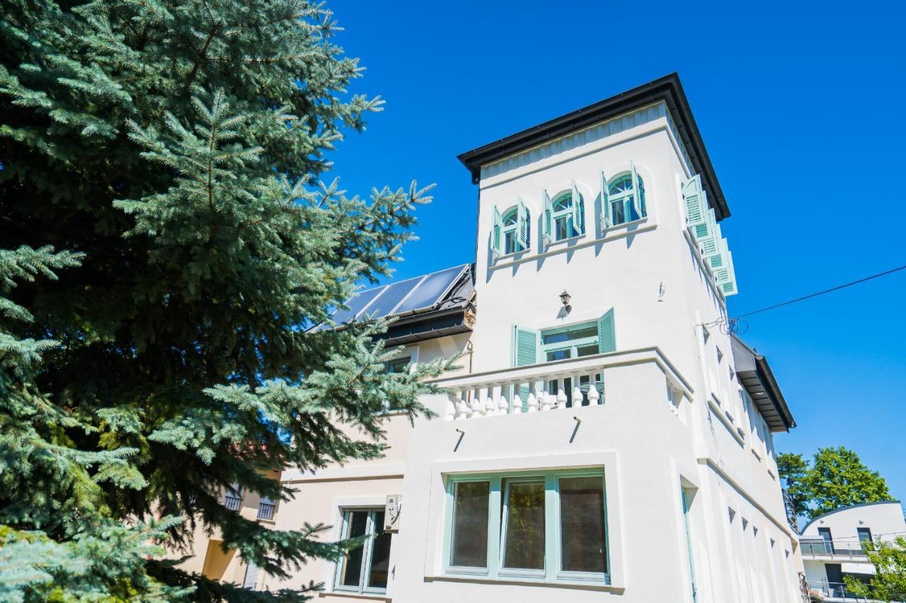 Harmony Boutique Villa Шіофок Екстер'єр фото