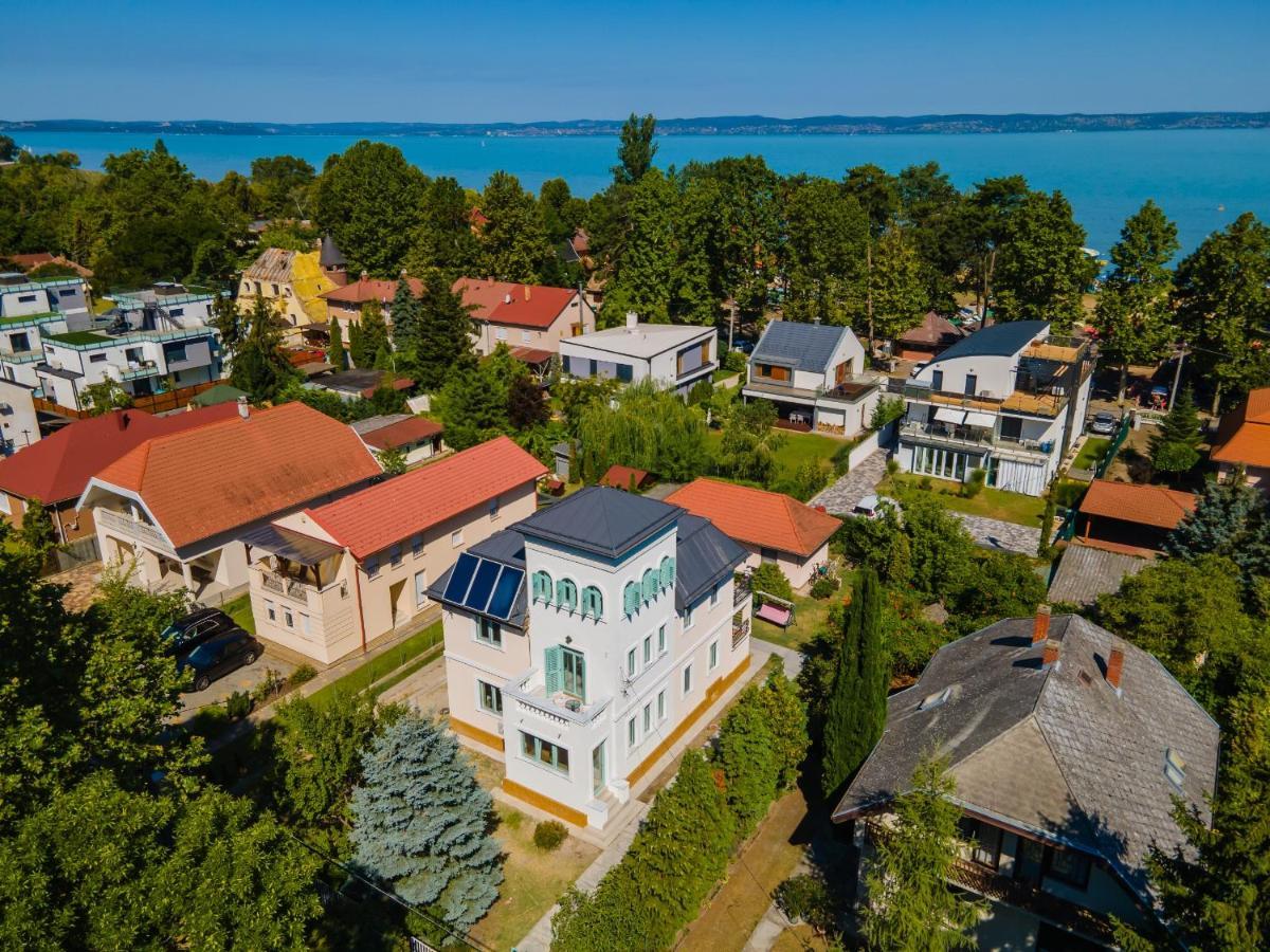 Harmony Boutique Villa Шіофок Екстер'єр фото