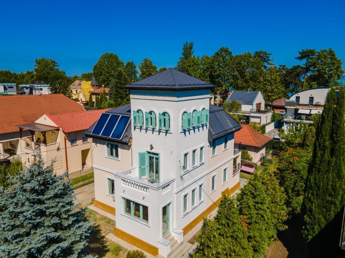 Harmony Boutique Villa Шіофок Екстер'єр фото